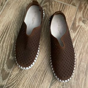 Ilse Jacobsen Tulip Perforated slip on sneakers.